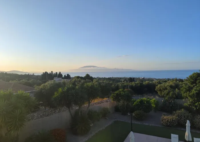 Villa Hestia - Seaview Serenity With Private Pool By Mana Gers Kypseli
