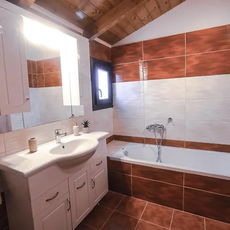 Hestia - Seaview Serenity With Private Pool By Mana Gers Villa