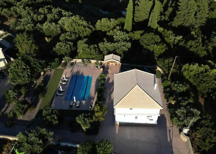 Vilă Hestia - Seaview Serenity With Private Pool By Mana Gers *