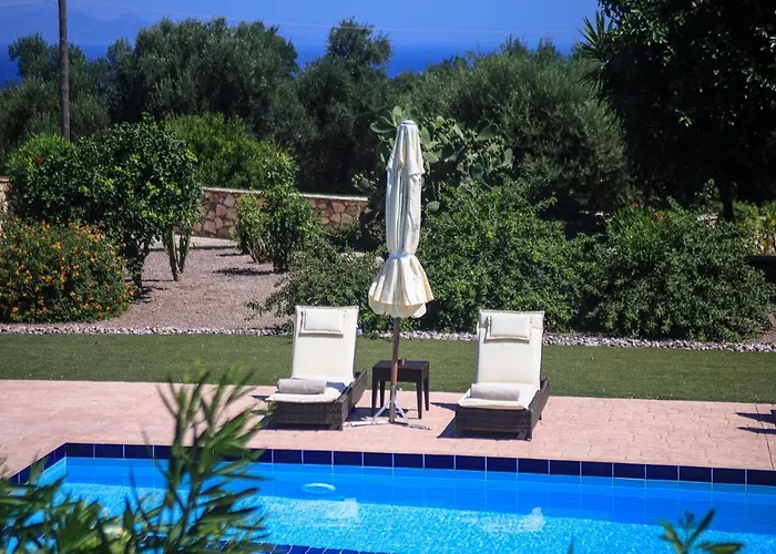 Hestia - Seaview Serenity With Private Pool By Mana Gers Vilă